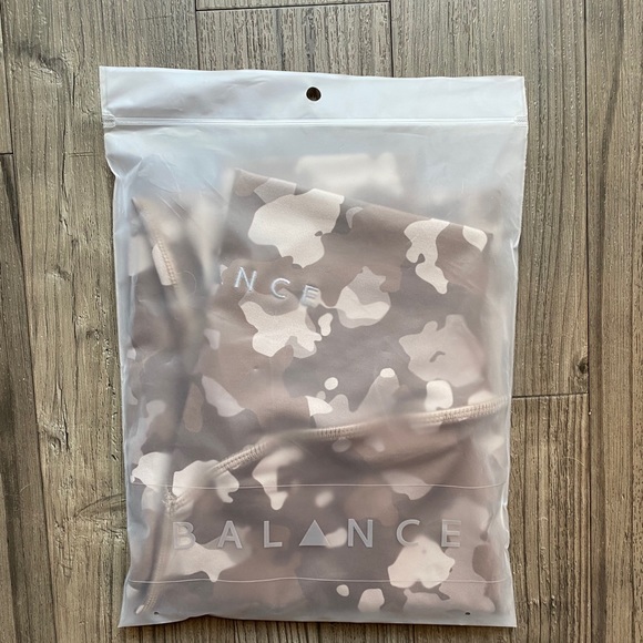 ❌SOLD❌ BALANCE ATHLETICA ASCEND PANT - Picture 5 of 7